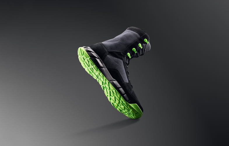 LEAD THE PACK WITH OAKLEY® COYOTE BOOT AND THE LIMITED EDITION COYOTE NEON  BOOT